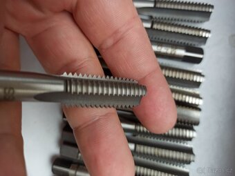 Prodám nové sadové závitníky M12 - 7