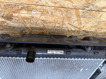 CHLADIČOVÁ STĚNA PEUGEOT 5008 1.6 115KW - 7