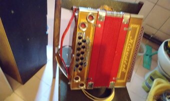 Prodám HELIGONKU Hlaváček be es asi - 7