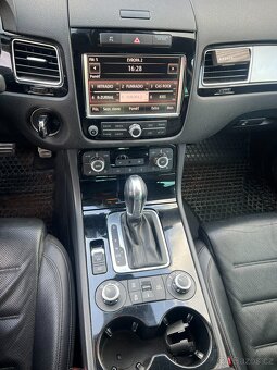 VW Touareg 3.0 R-Line, 4x4, kůže, TOP výbava - 7