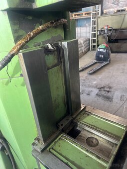 Frezku FGU 32 - 7