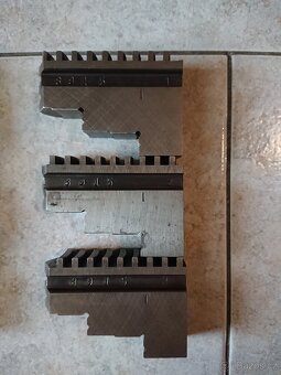 Tos univerzální sklíčidlo a čelisti do sklíčidla TOS 200 mm - 7