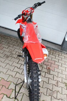 Honda CRF 250 R 2024 nová skladem - 7