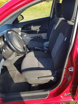 Kia ceed 1.4 80 KW  11/2008 - 7