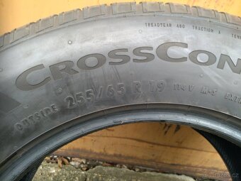 Prodám 2 pěkné letní gumy Continental 255/65 R19 - 7