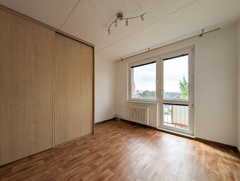 Pěkný byt 2+1 s balkonem / zděné jádro / Moravský Krumlov - 7
