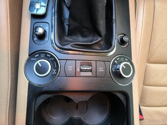 Volkswagen Touareg 2.5 TDI 2009 - 7