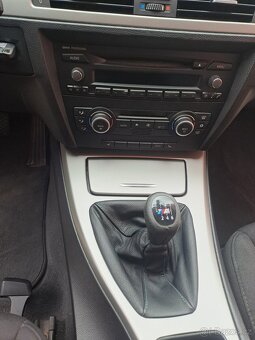 Prodám bmw e91 320i 125kw M packet benzin - 7