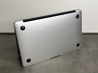Macbook Air 11" 2015 / I5 / 4GB / 128GB - DPH - 7