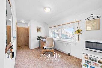 Rodinný dům 179 m², pozemek 1374 m² Vyskytná - 7