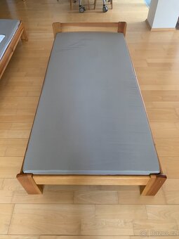 Dřevěná postel z přírodní borovice - barva olše 90x200 B - 7