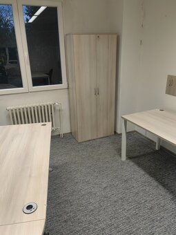 Kancelářský nábytek - 7