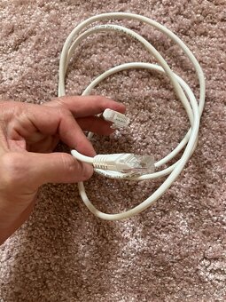 Prodam set kabelu - jsou nepouzite. - 7