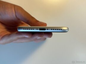 Apple iPhone SE (2020) 64Gb White - 7