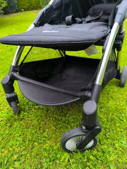 BabyStyle hyBrid Ezyfold - Chrome + stříška Jet Black - 7