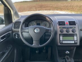 Volkswagen Touran 2.0 TDI, alu, 7 míst - 7