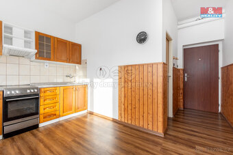 Prodej bytu 2+1 se zahradou, 53 m², Hlinsko, ul. Bezručova - 7
