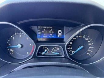 Ford Focus 1,5 TDCi Titanium 1.maj ČR - 7