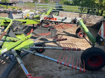 Claas Liner 2700 - 7