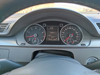 Volkswagen Passat B7 velká palivová nádrž - 7