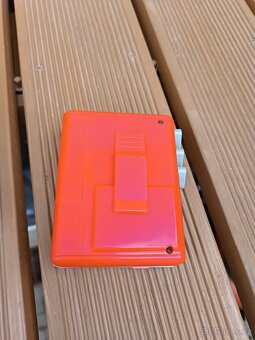 Stereo kazetový přehrávač ve stylu walkman+ sluchátka. - 7