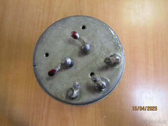 Krystal-rezonátor - 7