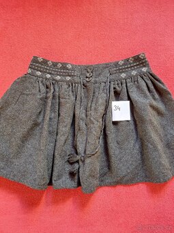 Dívčí sukně a šaty - 7