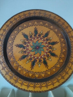 Keramické zvonečky, dřevěné okrasné talíře,ručně malované - 7