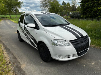 Volkswagen Fox 1.2i 40kW, RV 2010, Servo, Nová STK - 7