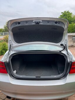 BMW E90 318i - 7