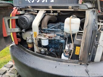 Pásový bagr Kubota U55-4 5500kg - 7
