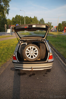 BMW Řada 3 E46 320d 110 kw Facelift 2006 černý interier - 7