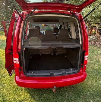 Přenechám Volkswagen Caddy 2,0 - 7