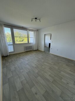 Pronájem bytu 3+1 78 m2 - 7