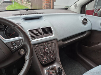 Opel Meriva 1.4 Turbo 103 kW, výbava Inovation - 7