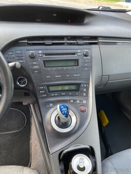 Toyota Prius, 3GEN 1.8 HYBRID Automat, platná STK. RV 2009 - 7