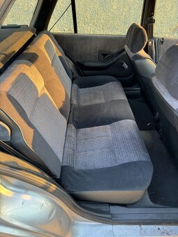 Peugeot 405 veškeré ND - 7