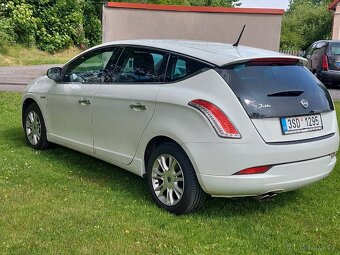 Lancia Delta 1.6 JTD - 7