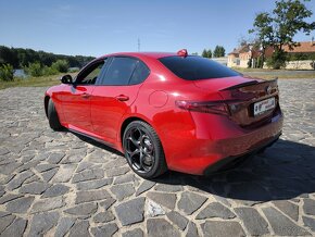 Alfa Romeo Giulia Veloce Ti - 7