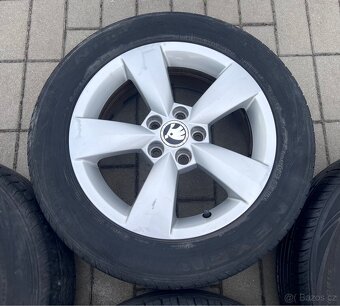Rapid, Fabia - 15" Carme + letní 185/60 R15 Nexen - 7