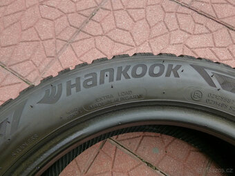 Pneumatiky zimní Hankook 185 55 15 - sada - 7mm - 7