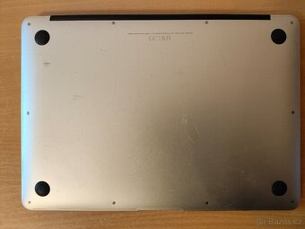 MacBook Air 2017 – i5 / 8 / 128 - 7