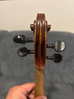 Staré housle - 7