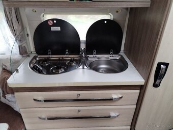 Karavan Hobby 460 de luxe - 7