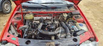 Peugeot 205 - 7