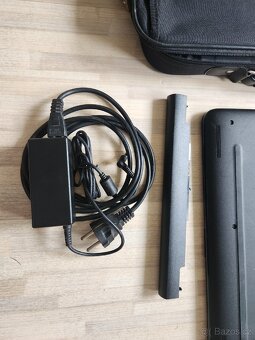 Notebook HP AMD-A6 8GB 240GB SSD - 7