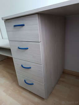 Dětský stůl s šuplíky - 7
