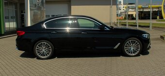 BMW Rad 5 540i A/T - 7