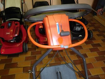 Sekačka s pojezdem - 7