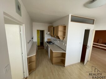 Pronájem bytu 3+1 70 m2, v centru Břeclavi, - 7